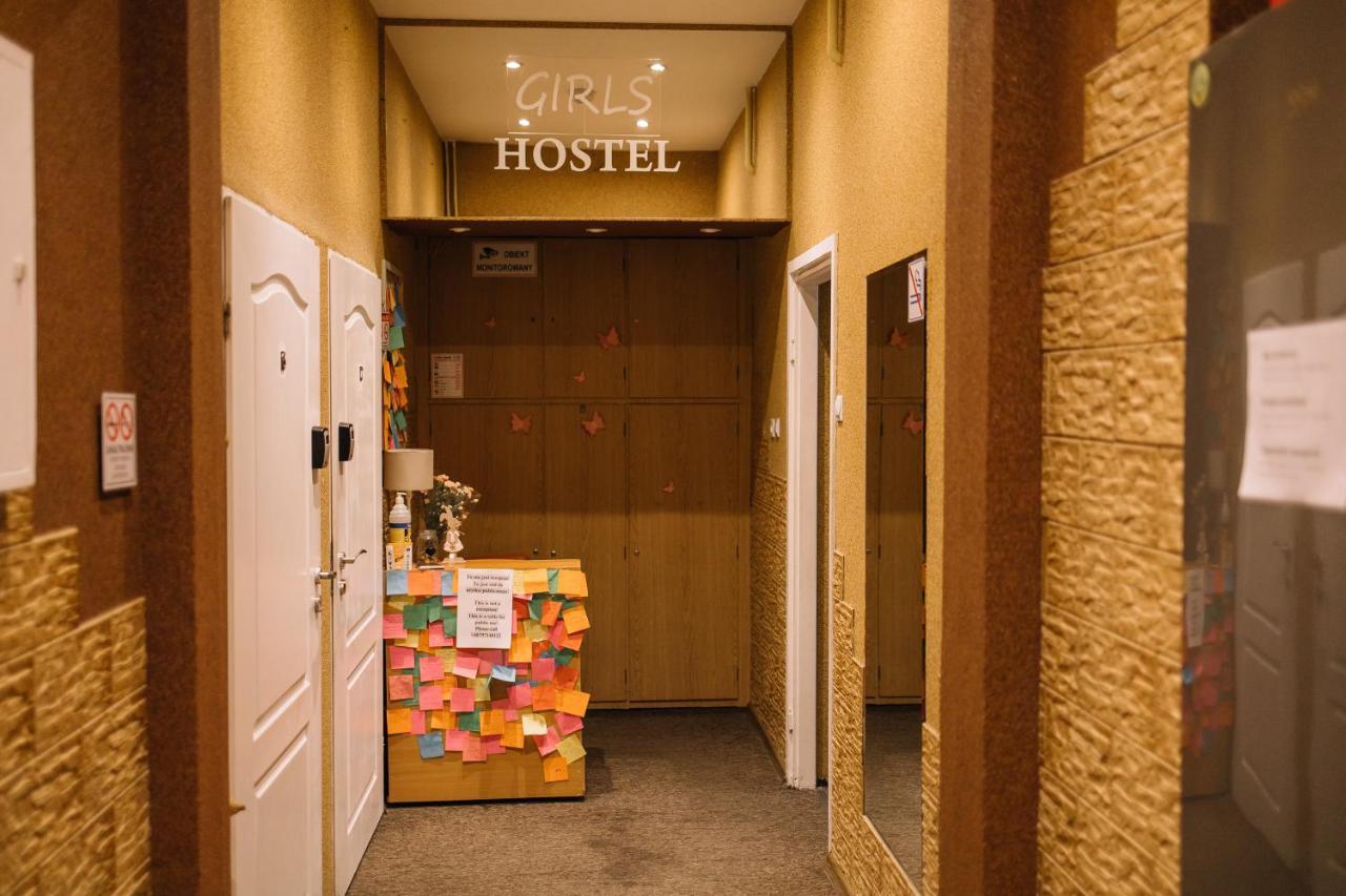 Girls Hostel Krakow Exterior photo