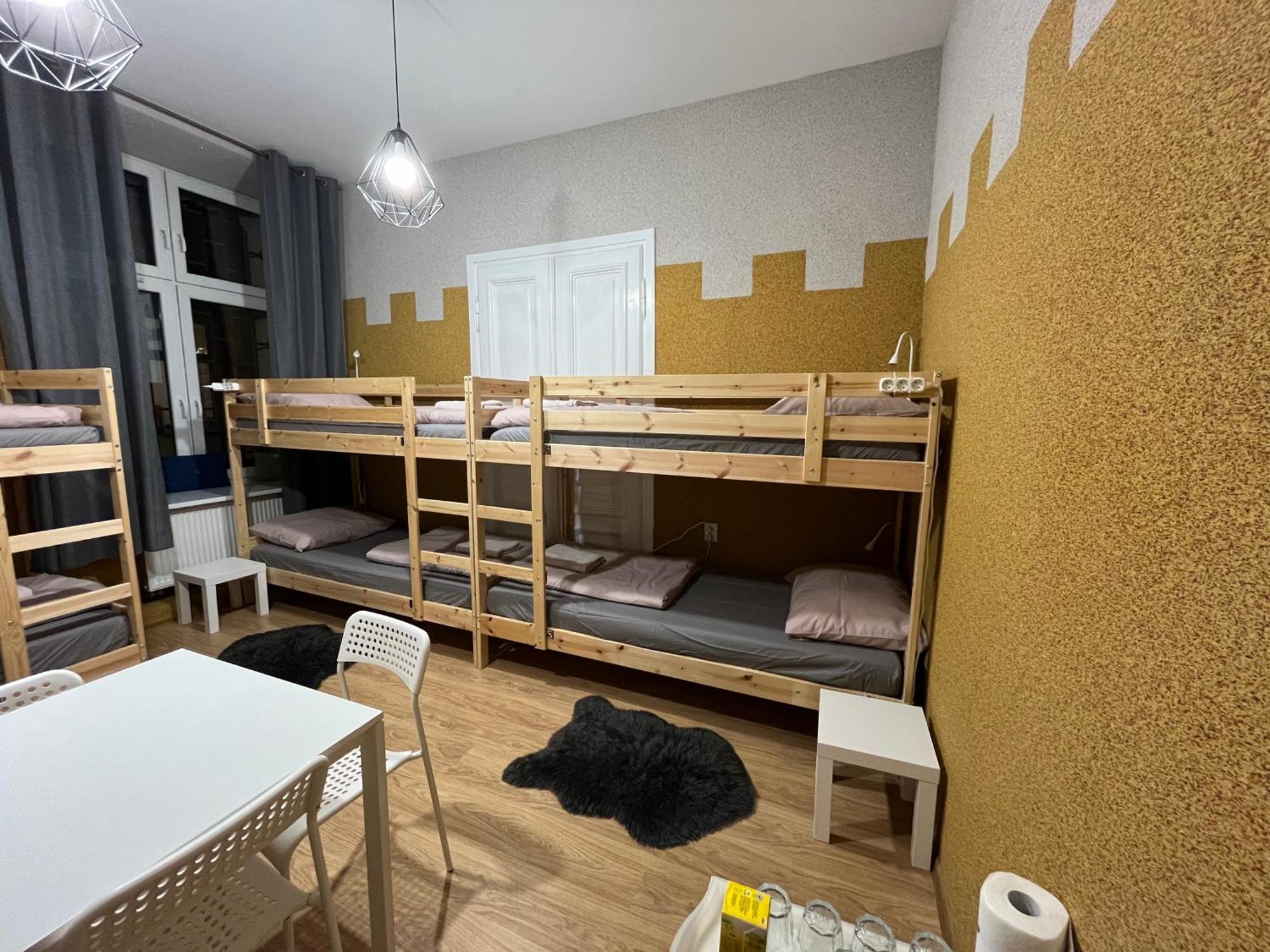 Girls Hostel Krakow Exterior photo